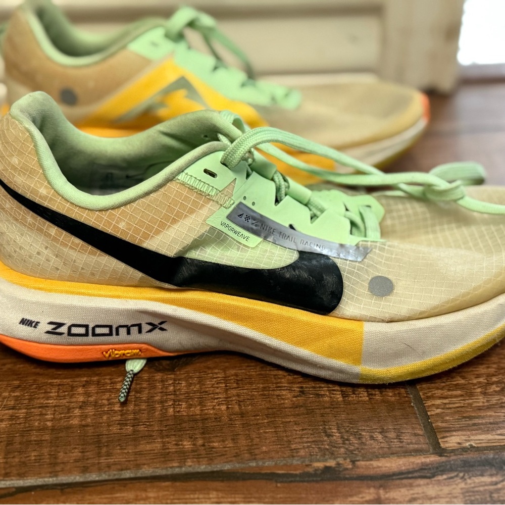 Nike ZoomX Sneakers - Cream and Black